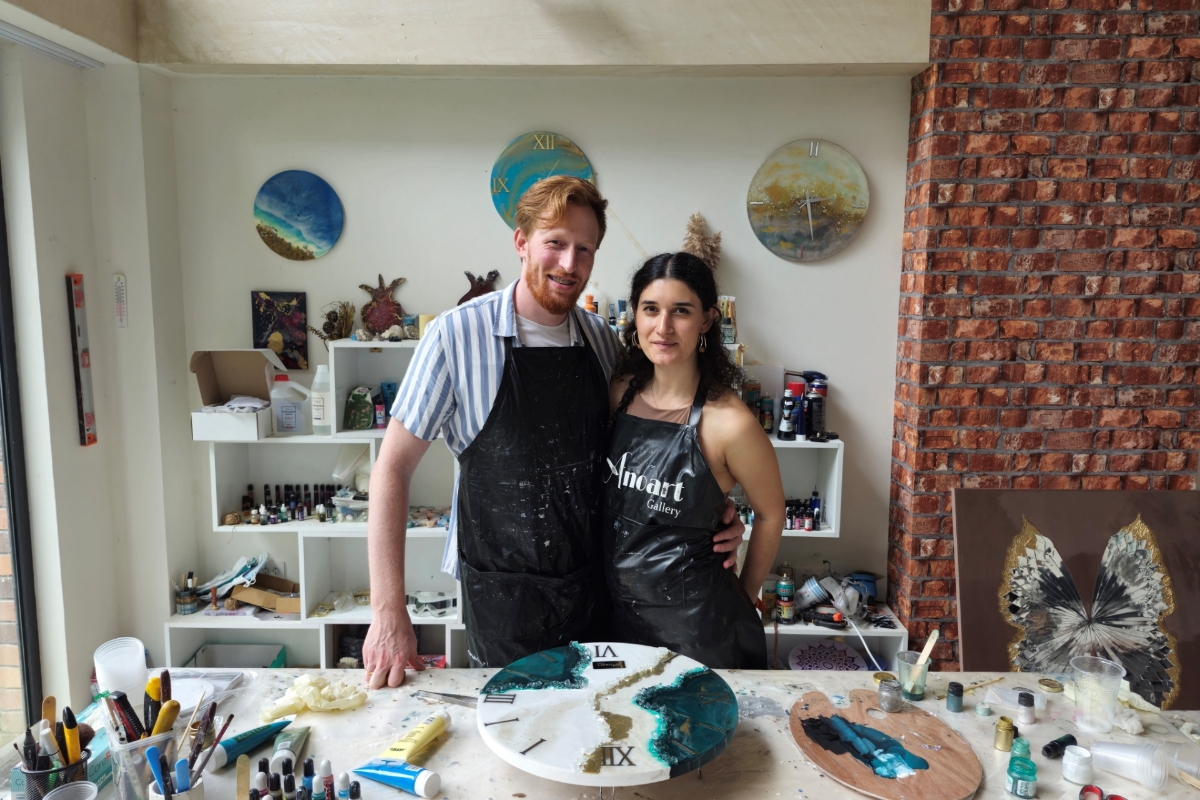 Picture of Epoxy Art: clock crafting masterclass for two
