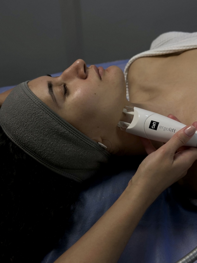 სურათი სახის LPG ენდერმოლოგიური მასაჟი